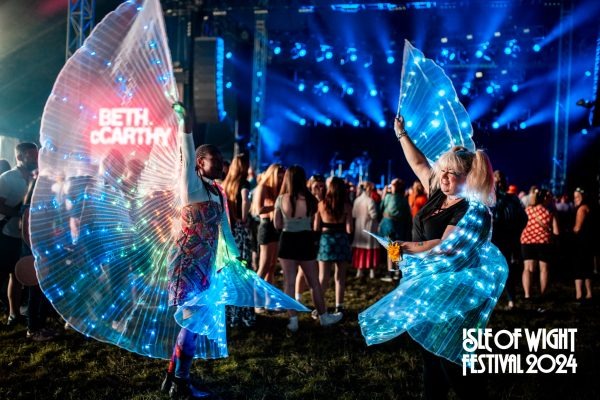 21062024_IoWFestival2024_Atmosphere_Callum_Baker_CB1_3415.NEF_-600x400